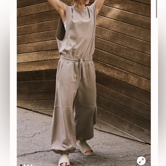 FREE PEOPLE Throw And Go Onesie Jumpsuit Cement NEW Size L - Picture 11 of 11